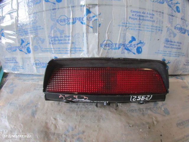 Farol Tras P4991  HONDA JAZZ 1 FASE 2 2007 1.4I 85CV 5P CINZENTO 3º STOP ORIGINAL - 1