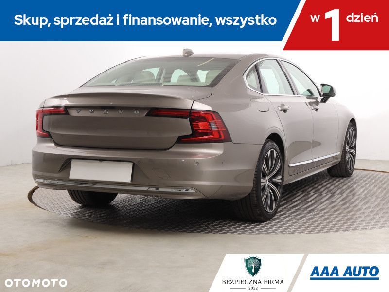 Volvo S90 - 6
