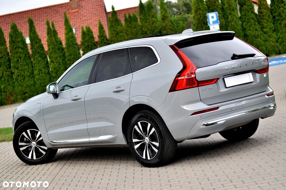 Volvo XC 60 T6 Plug-In Hybrid AWD Core - 7