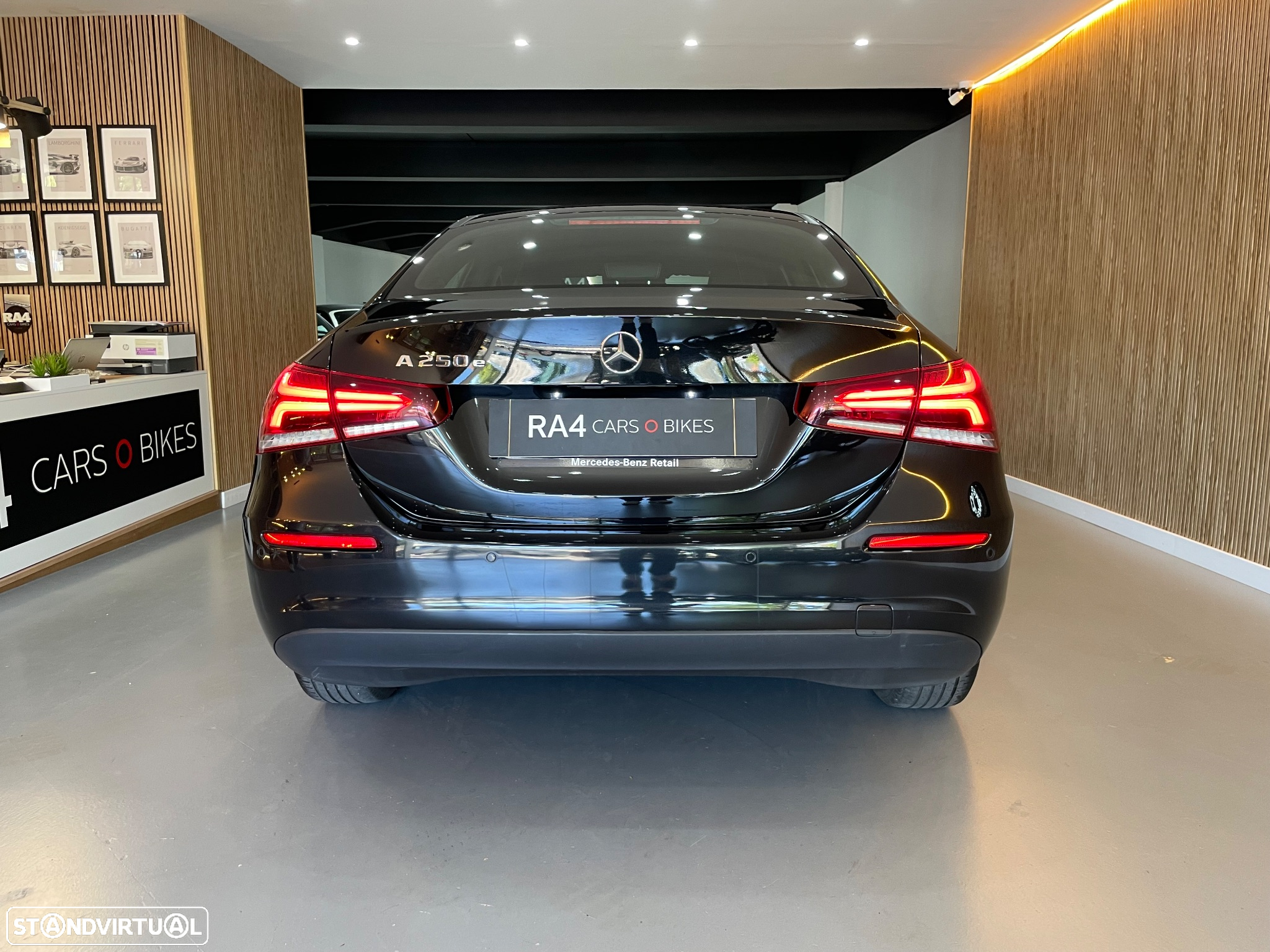 Mercedes-Benz A 250 Limousine e Style Plus - 14