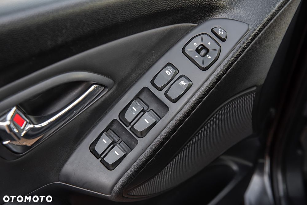 Hyundai ix35 2.0 4WD Premium - 22