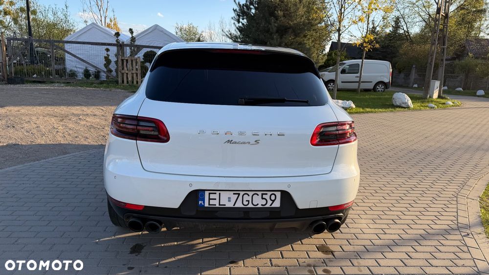 Porsche Macan Turbo Performance - 24
