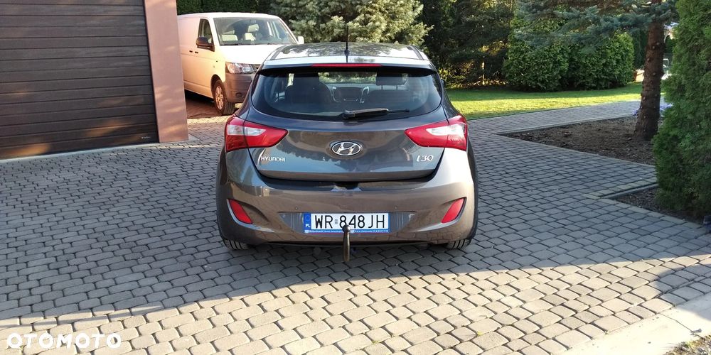 Hyundai i30 blue 1.6 GDI Trend - 5