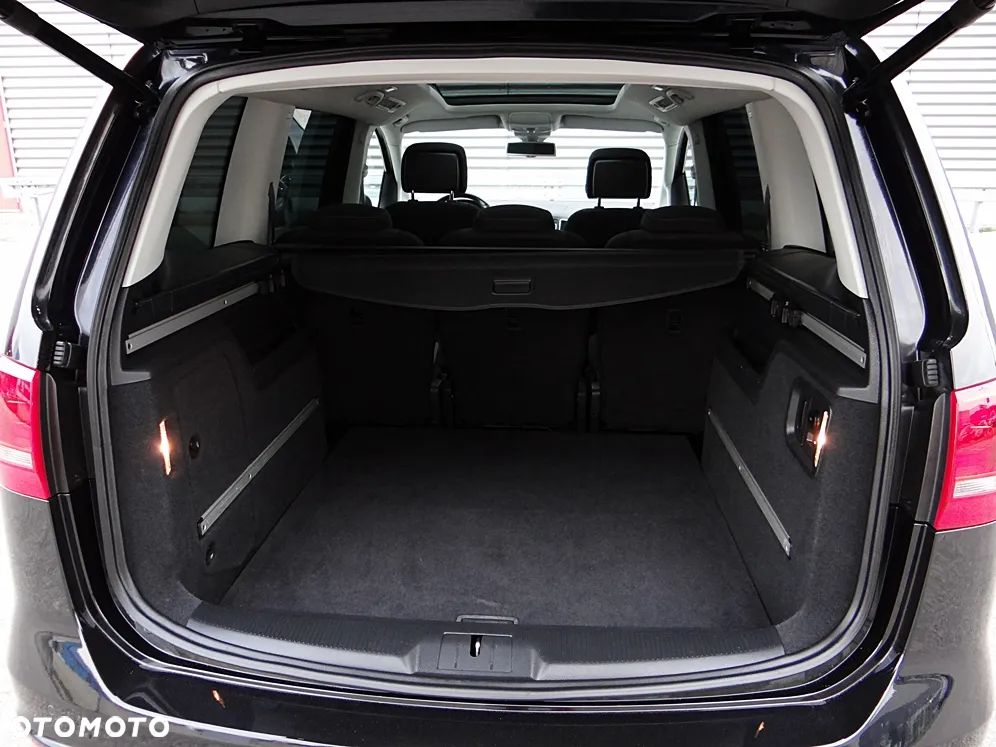 Volkswagen Sharan 2.0 TDI DSG Highline - 40