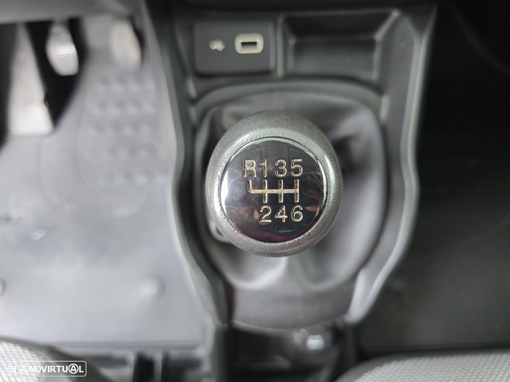 Fiat Doblo 1.6 MJ SX 3L com 2JG - 16