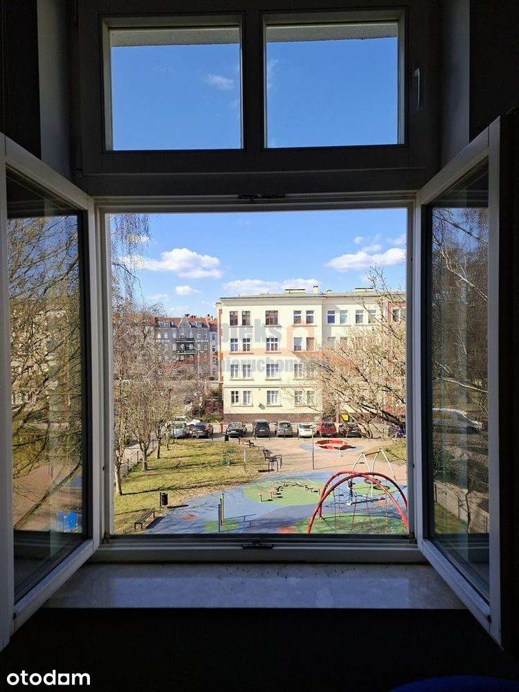 3 pok. w super lokalizacji okol. Wałów Chrobrego.