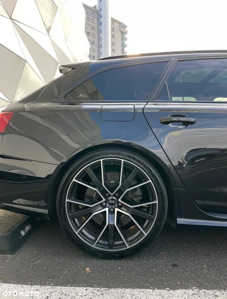 Audi RS6 Avant - 14