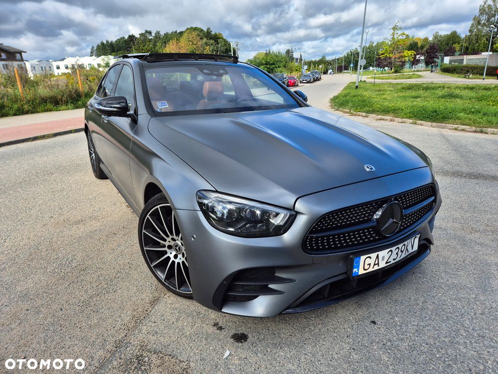 Mercedes-Benz Klasa E 220 d 4-Matic AMG - 1