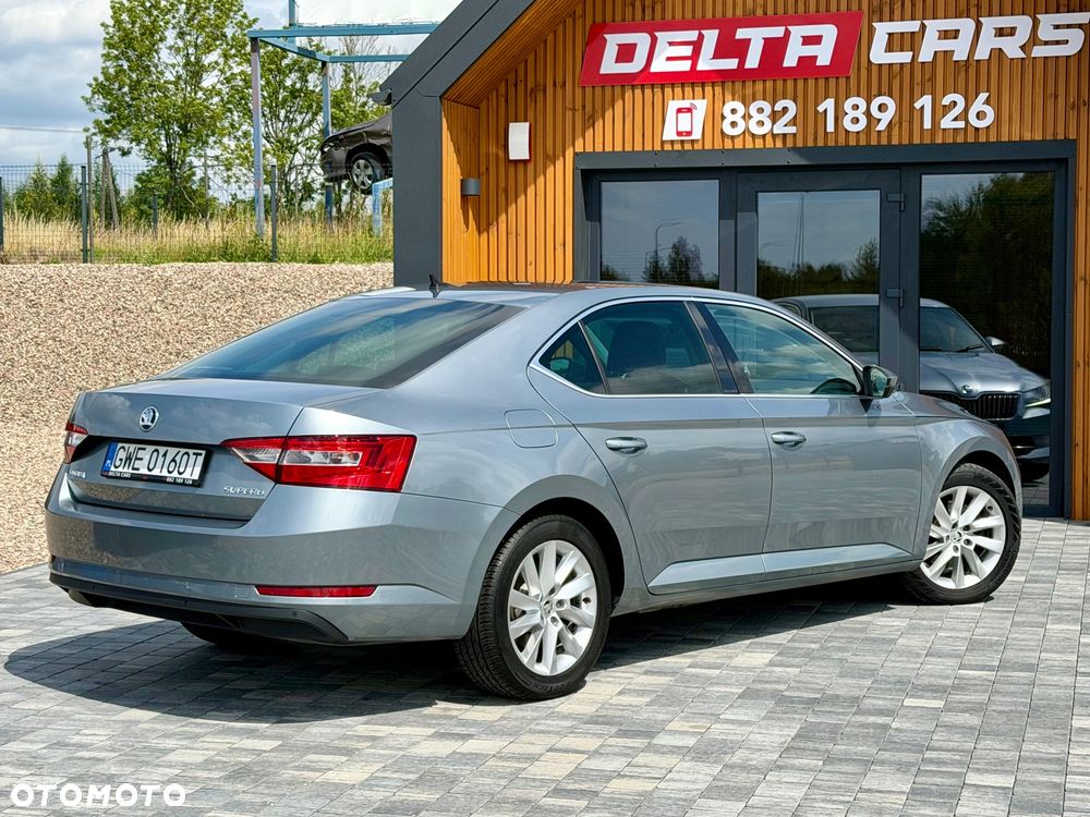 Skoda Superb 1.8 TSI Ambition DSG - 13
