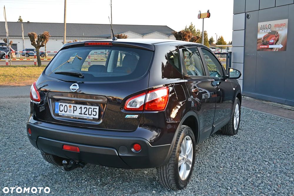 Nissan Qashqai - 10
