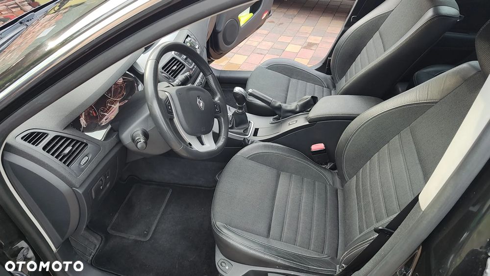 Renault Laguna 2.0 dCi FAP Dynamique - 9