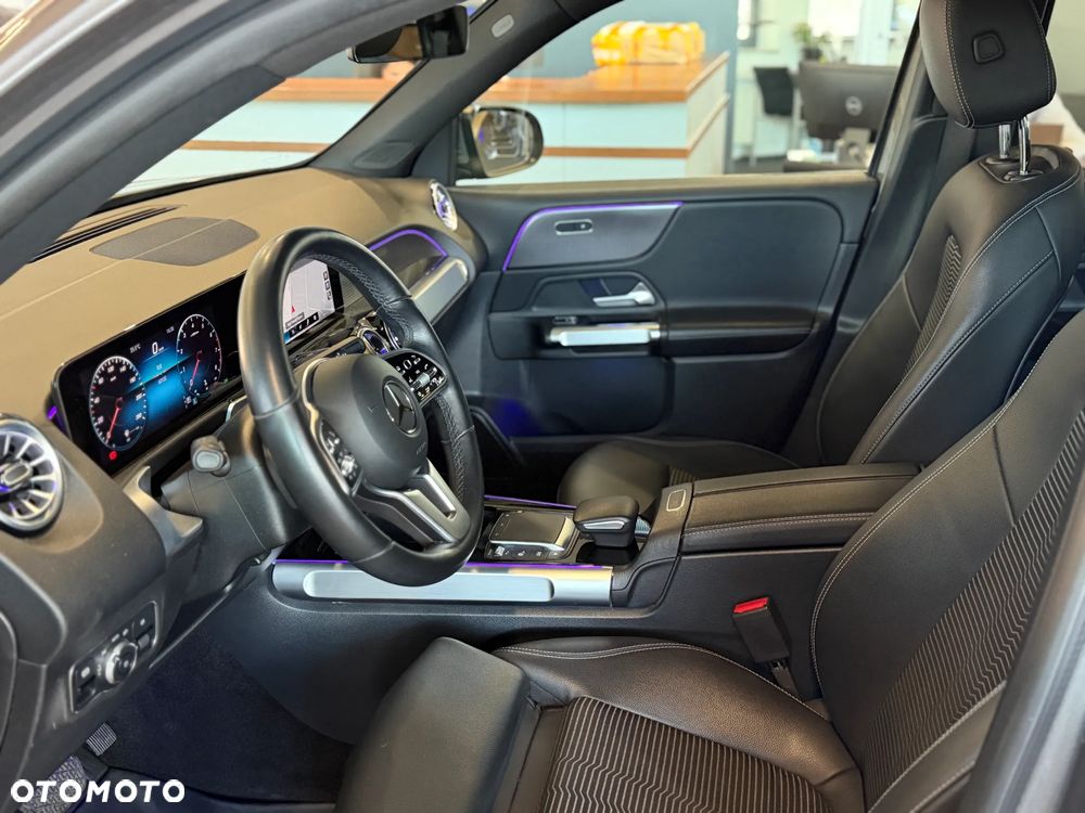 Mercedes-Benz GLB 250 4-Matic AMG Line 8G-DCT - 10