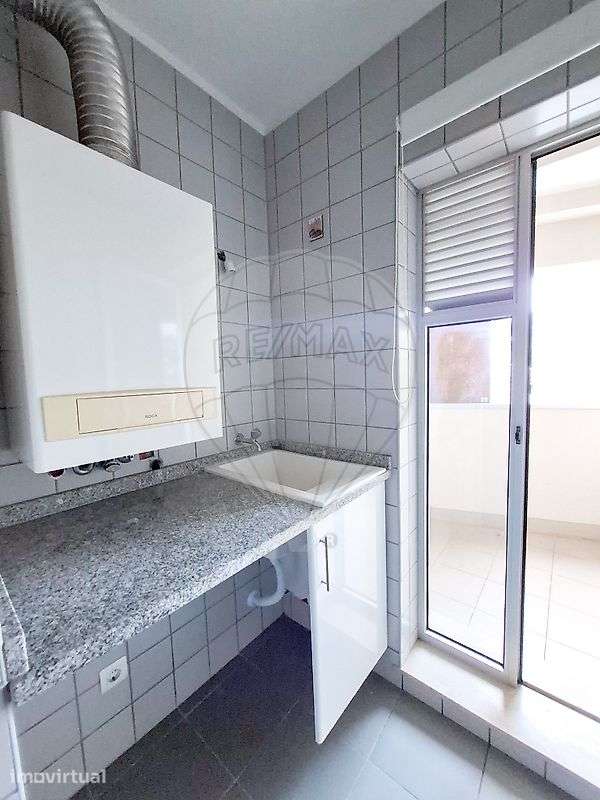 Apartamento T2 para arrendamento - Grande imagem: 4/10