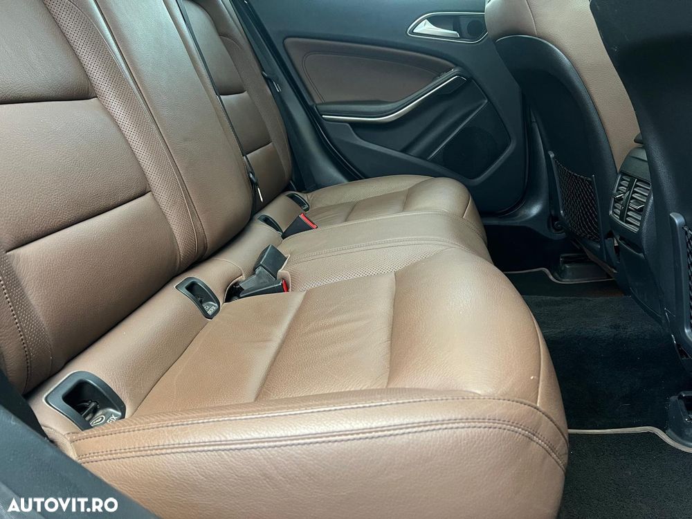 Mercedes-Benz GLA 200 d Activity Edition - 8