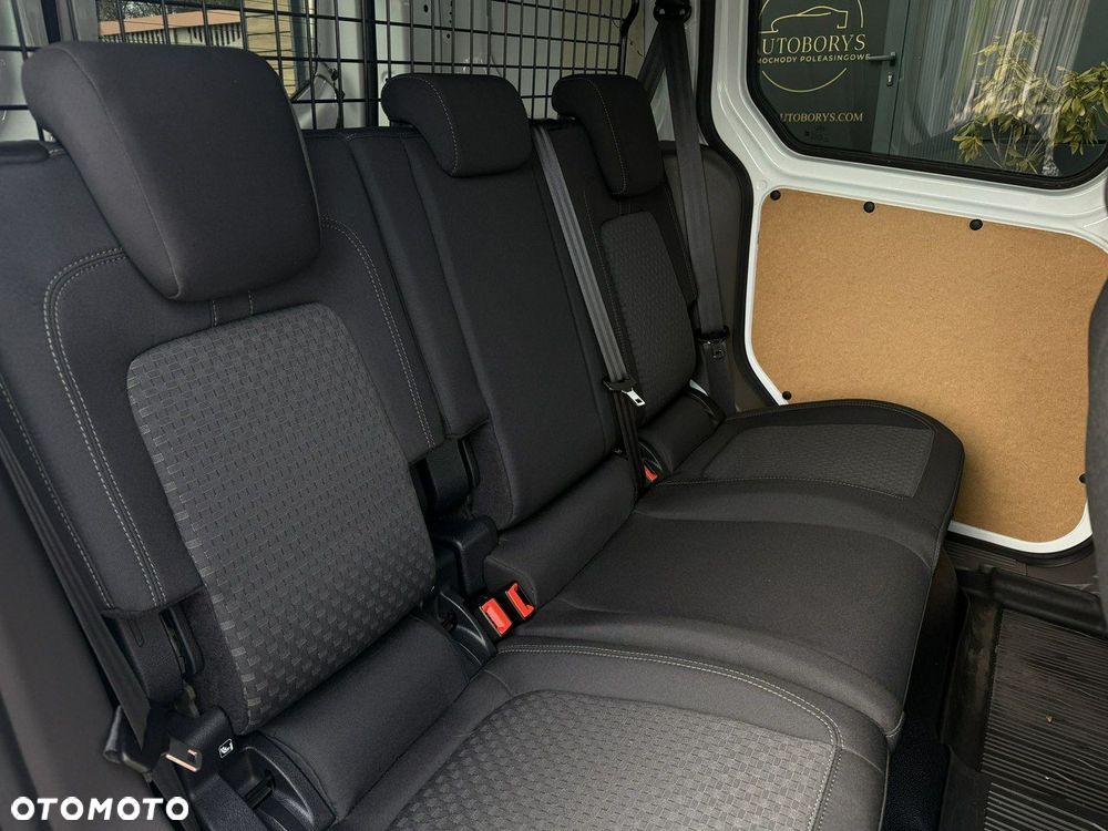 Ford Transit Connect - 34