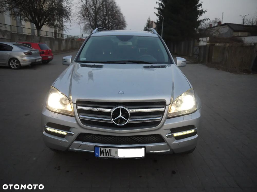 Mercedes-Benz GL 350 CDI BlueEff - 3