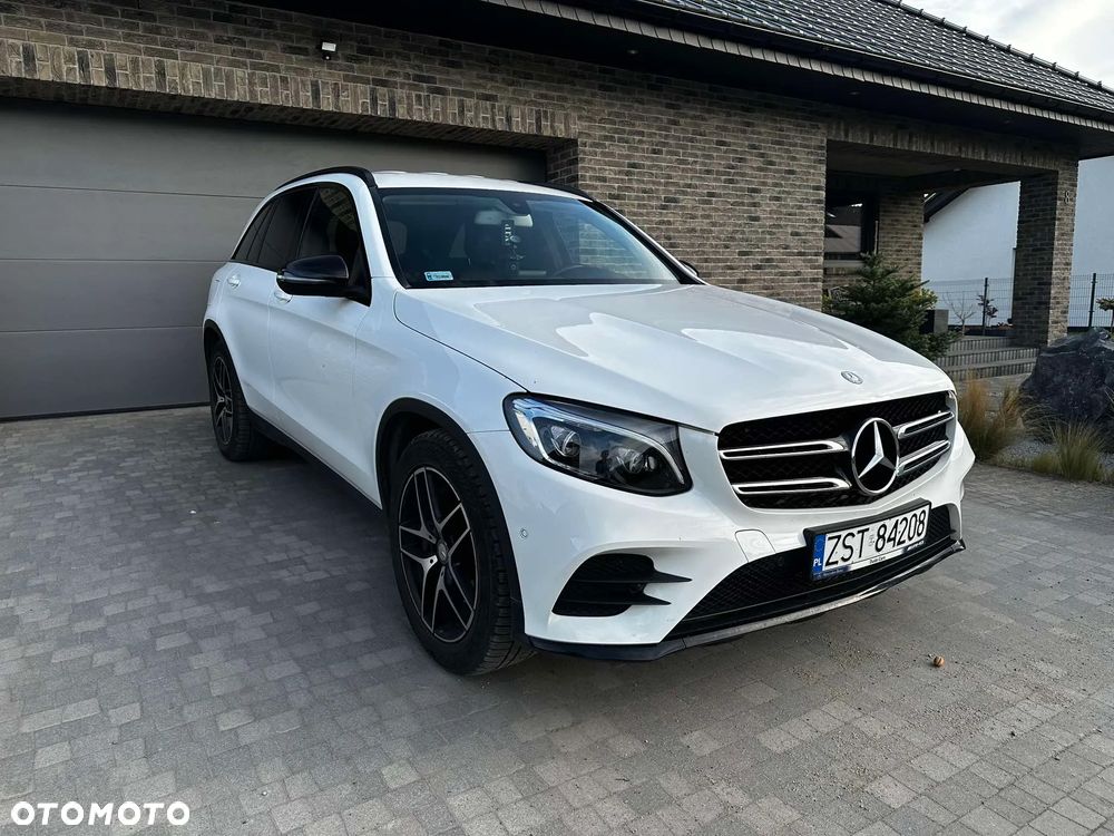Mercedes-Benz GLC - 1