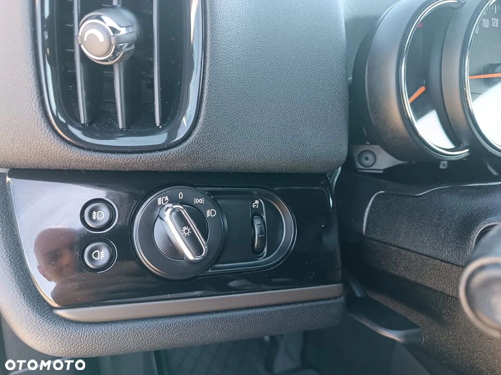 MINI Countryman Cooper SD ALL4 - 14