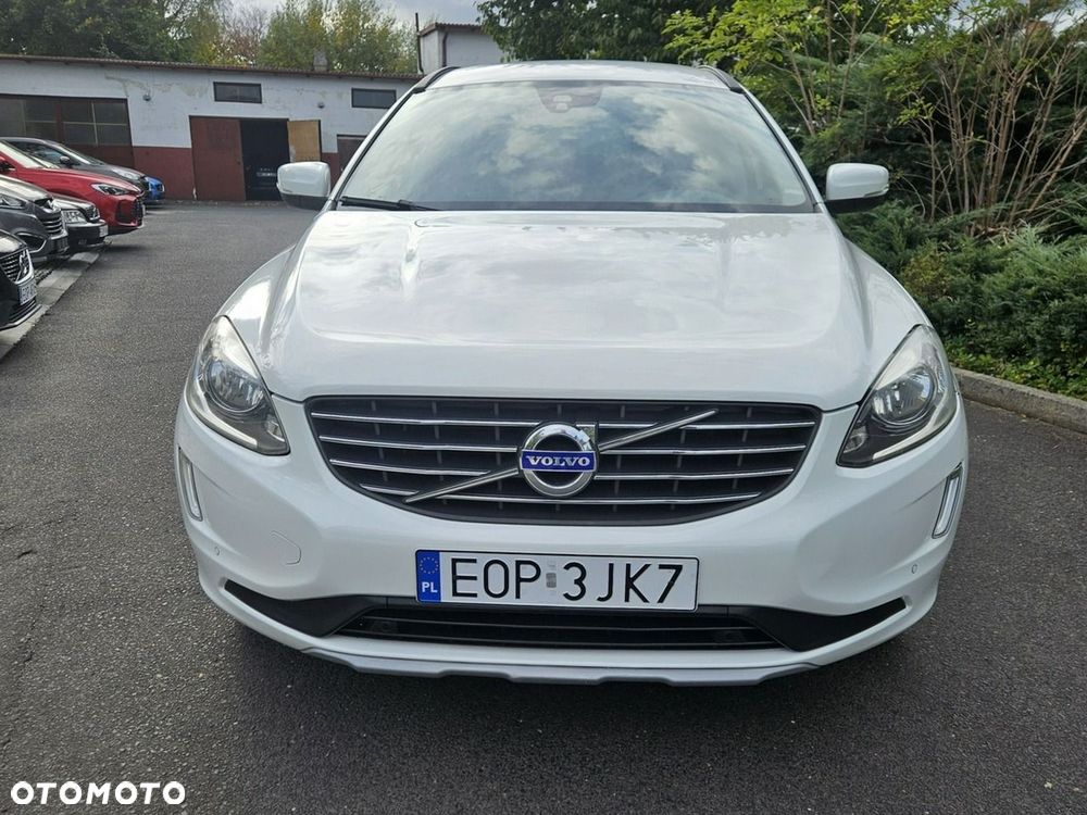 Volvo XC 60 D3 Geartronic Momentum - 24