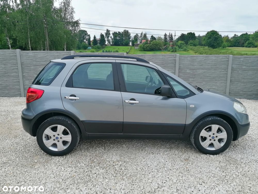 Fiat Sedici 1.9 Multijet 4x4 Dynamic - 4