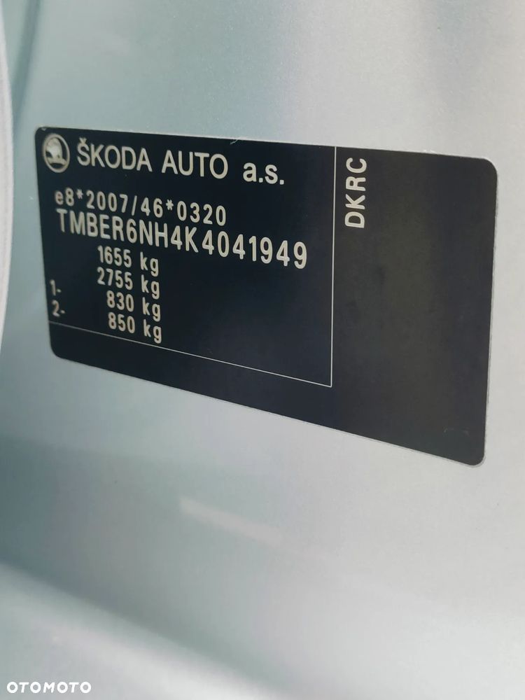 Skoda RAPID Spb 1.0 TSI Style - 26