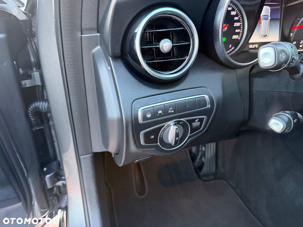 Mercedes-Benz Klasa C 200 9G-TRONIC - 19