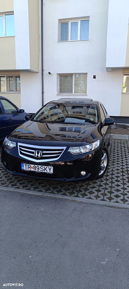 Honda Accord 2.0i MT Executive - 1