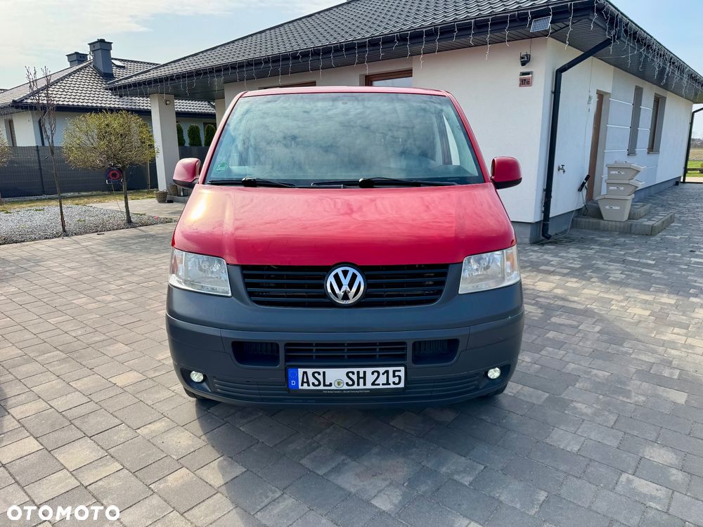 Volkswagen Caravelle - 23