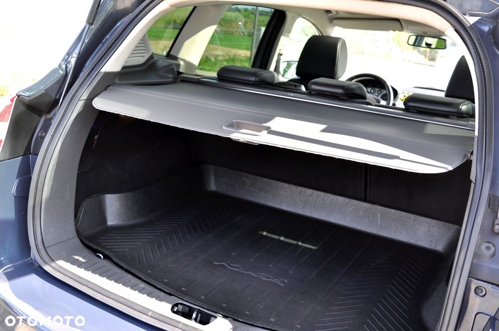 Ford Kuga 2.0 TDCi 2x4 Titanium - 13