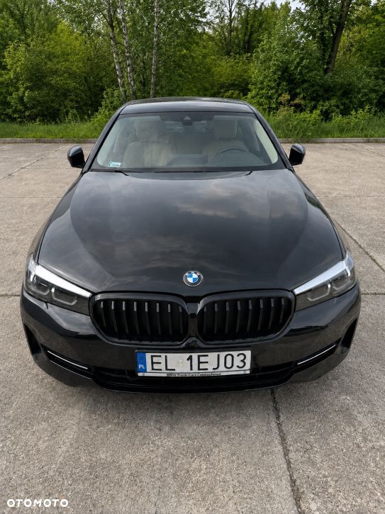 BMW Seria 5 520d xDrive - 7