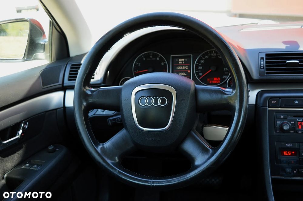 Audi A4 Limousine 1.8 T multitronic - 22
