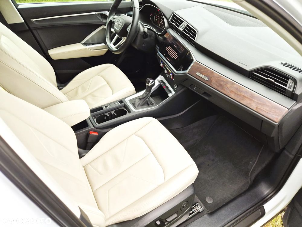 Audi Q3 40 TFSI quattro S tronic S line - 17