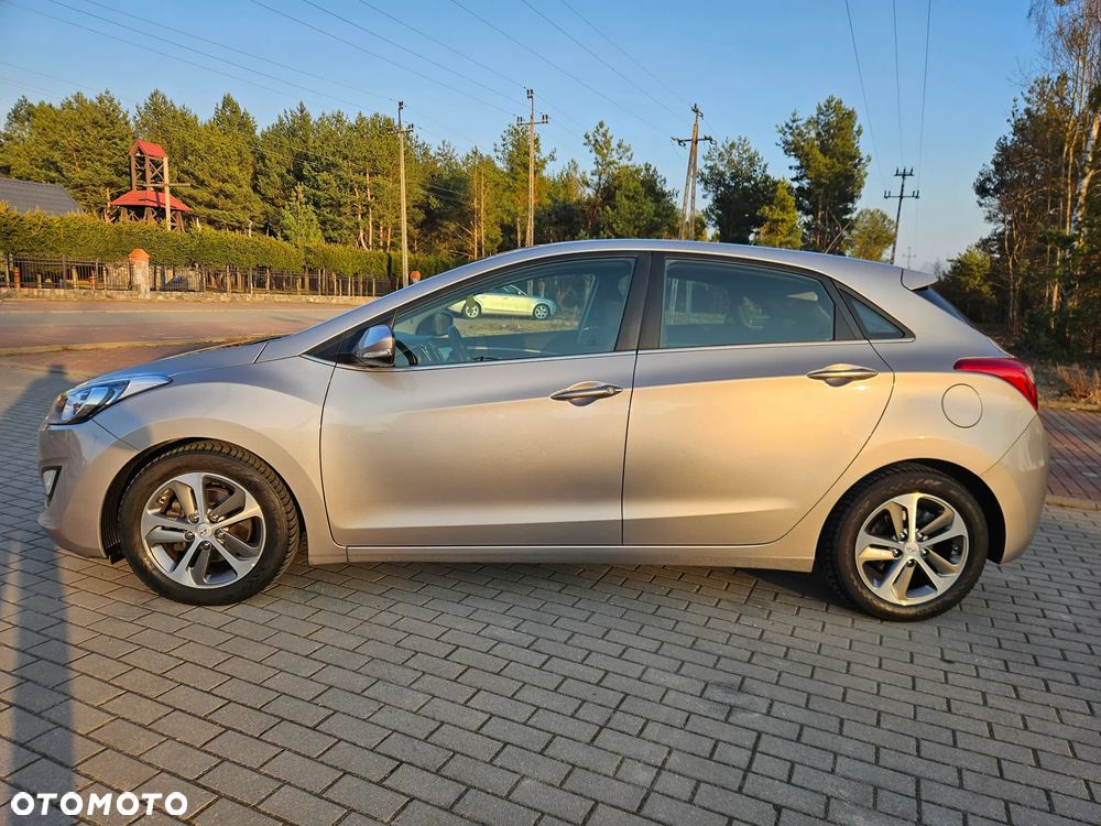 Hyundai i30 blue 1.6 GDI Trend - 7