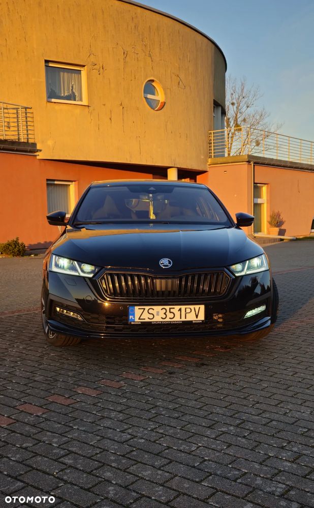 Skoda Octavia 2.0 TSI 4x4 Sportline DSG - 12