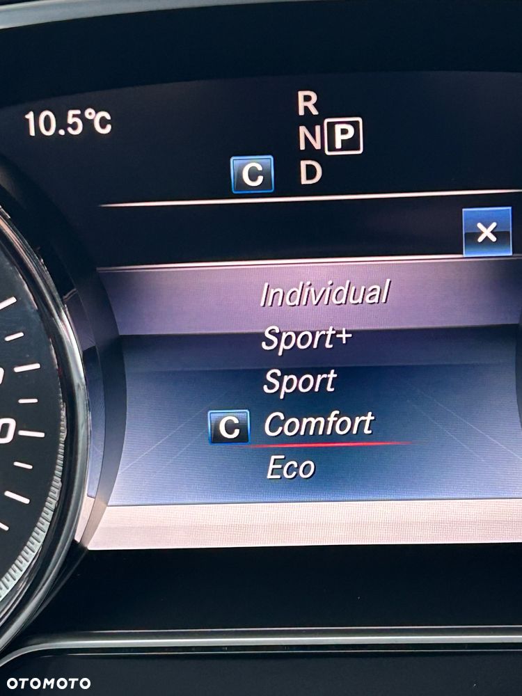 Mercedes-Benz Klasa E 220 d 9G-TRONIC AMG Line - 30