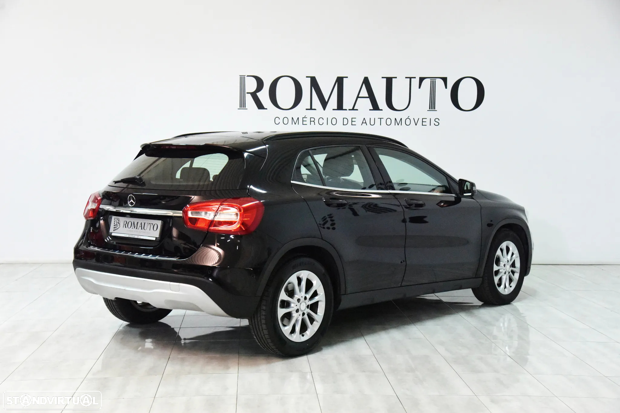 Mercedes-Benz GLA 180 (CDI) d 7G-DCT Urban - 6
