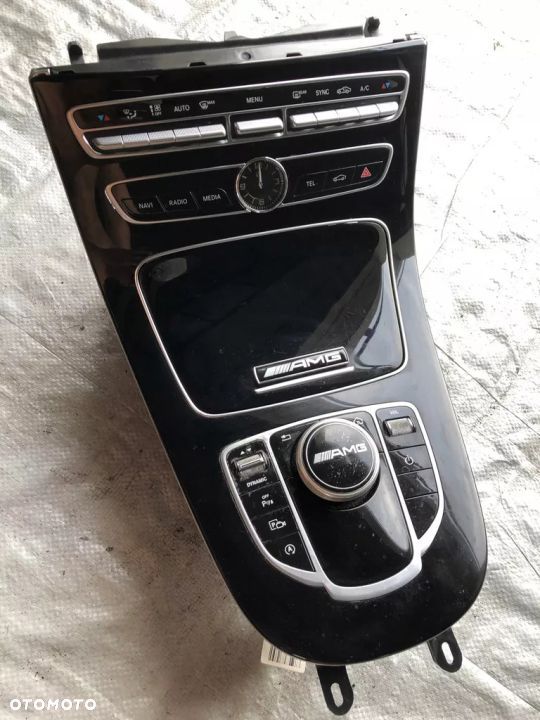PANEL SRODKOWY TUNEL W213 dekor e klasa e220d amg - 1