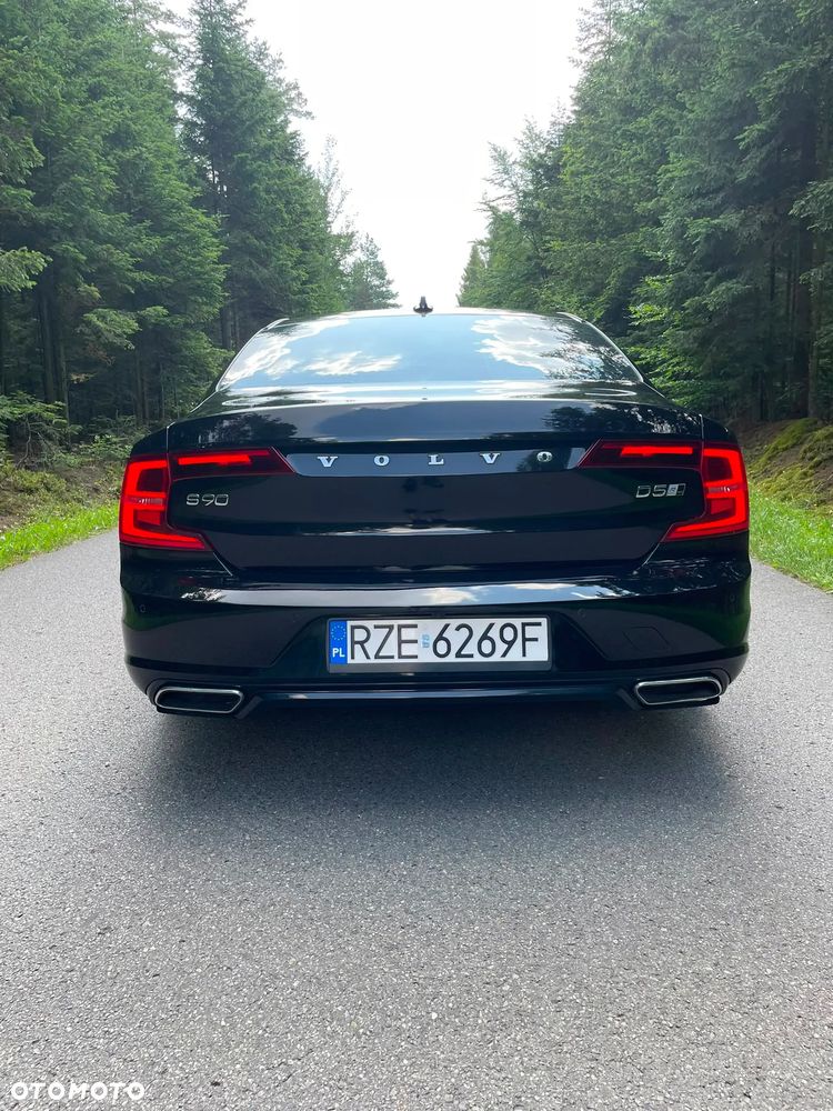 Volvo S90 D5 SCR AWD R-Design - 21
