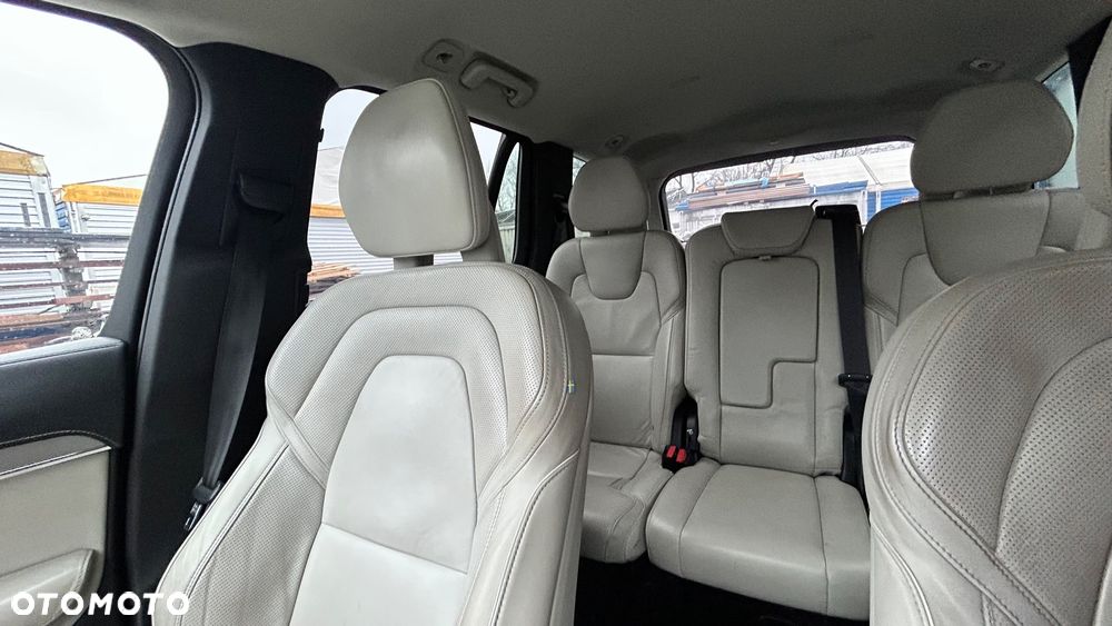 Volvo XC 90 D5 AWD Inscription - 9