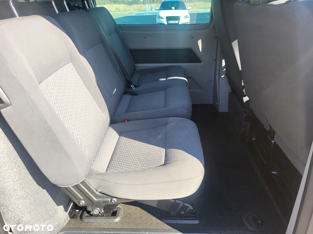 Volkswagen Transporter - 31