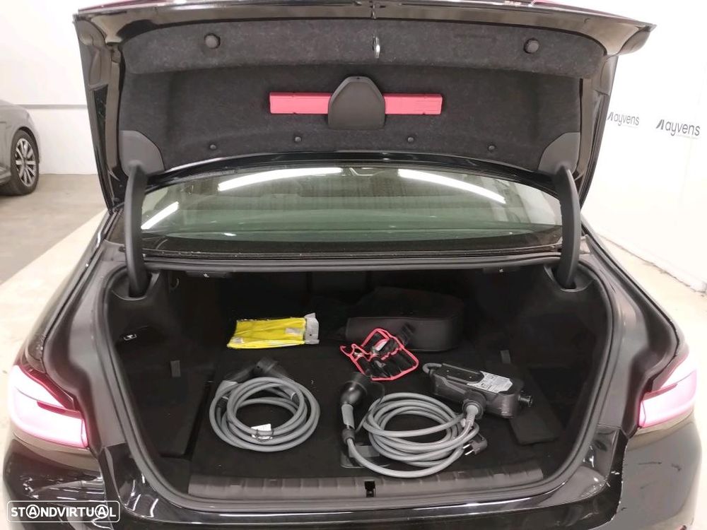 BMW 530 e Line Luxury - 10