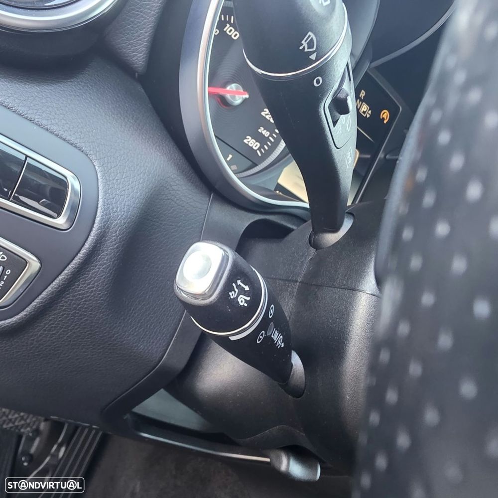 Mercedes-Benz C 220 BlueTEC Avantgarde Aut. - 23
