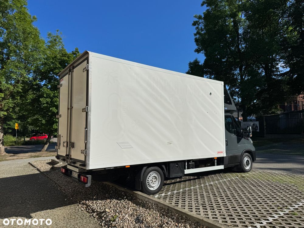 Iveco DAILY 35 180 HI MATIC / MANULA / AUTOMAT / MULTI TEMPERATURA / 8 PALET / MROZNIA - 13