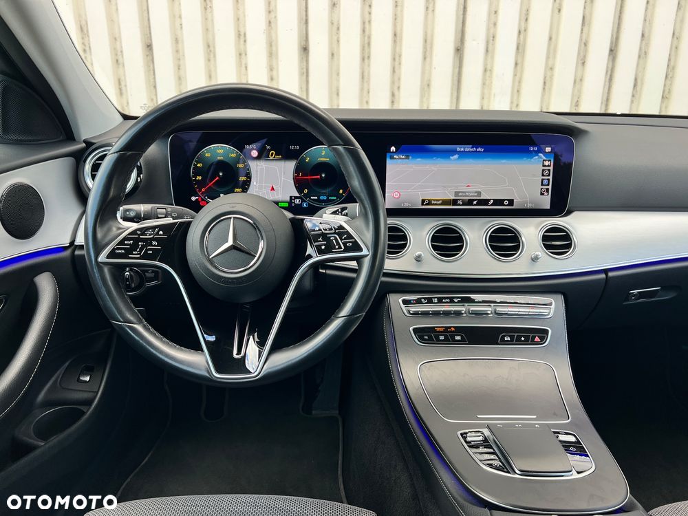 Mercedes-Benz Klasa E - 19