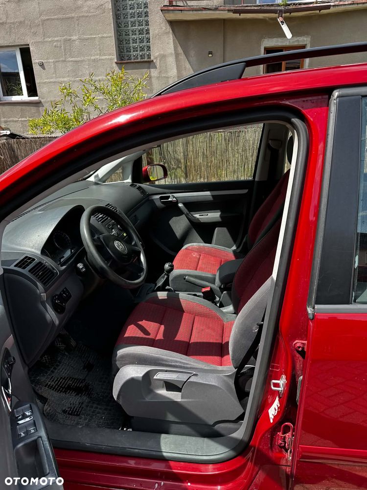Volkswagen Touran 2.0 TDI Trendline - 8