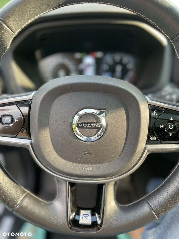 Volvo XC 60 T5 AWD R-Design - 9