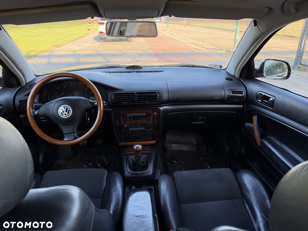 Volkswagen Passat - 6