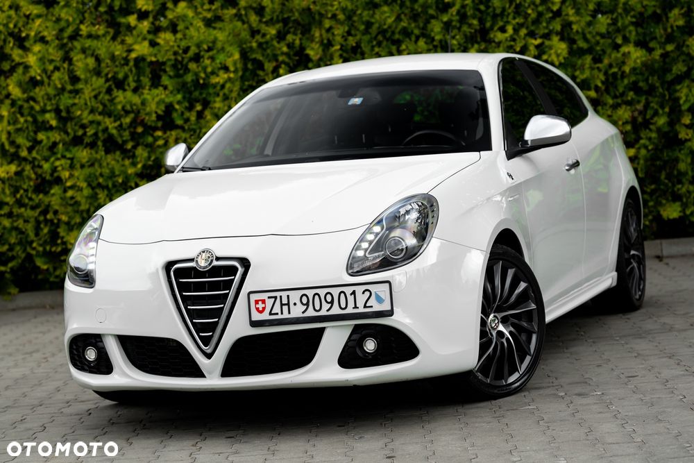 Alfa Romeo Giulietta - 1