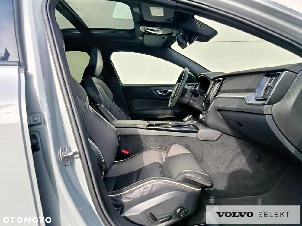 Volvo S60 - 16