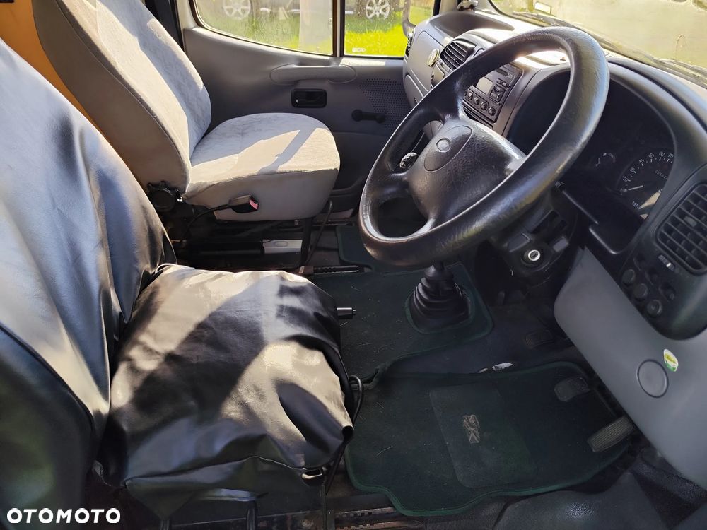 Ford Transit - 11